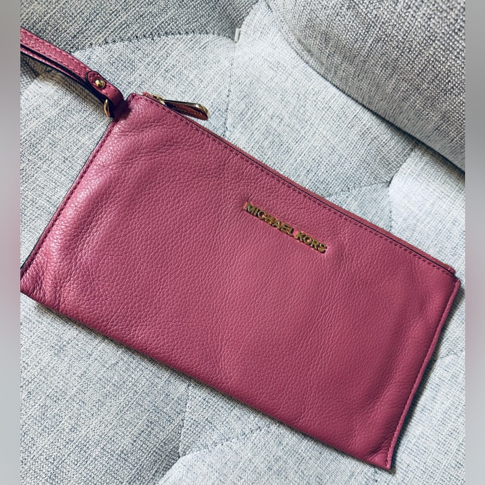 Michael Kors Jet Set Pebbled Leather Large Zip Clutch Wristlet Dusty Rose